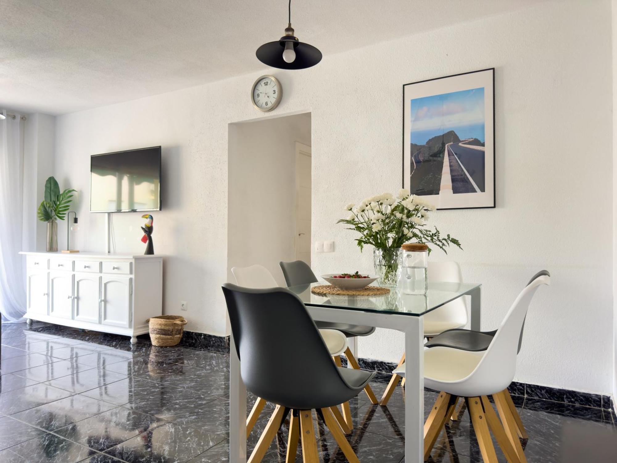 Amazing 3-Bedroom Apartment. Pool And Sea View! ロスクリスティアーノス エクステリア 写真