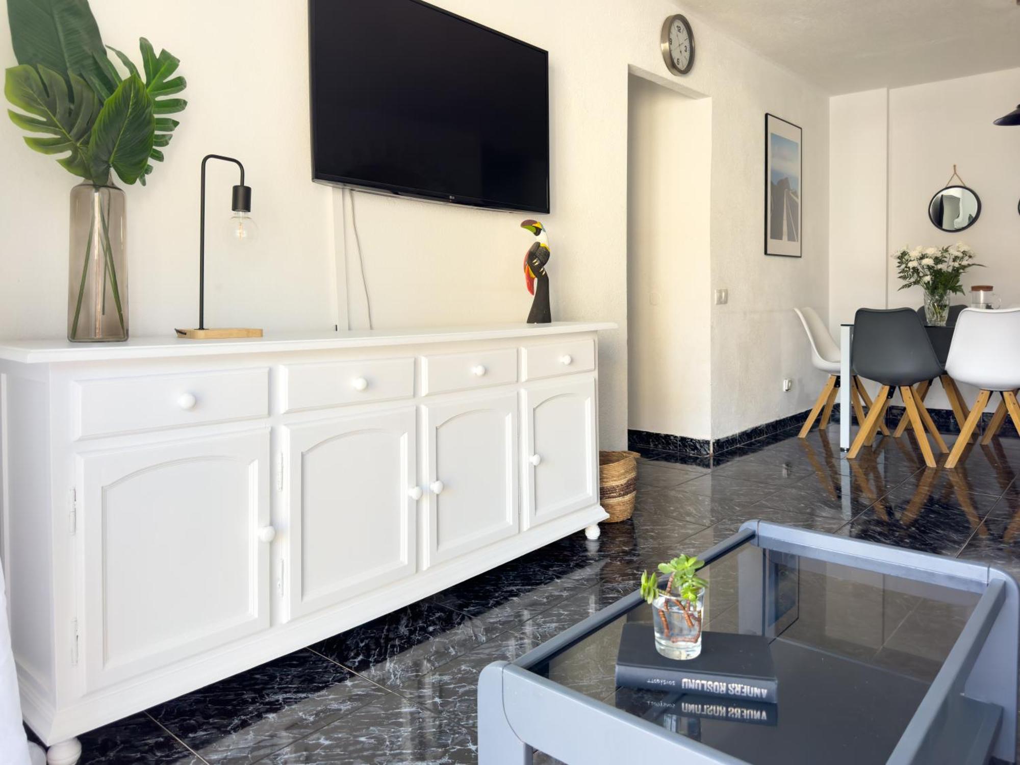 Amazing 3-Bedroom Apartment. Pool And Sea View! ロスクリスティアーノス エクステリア 写真